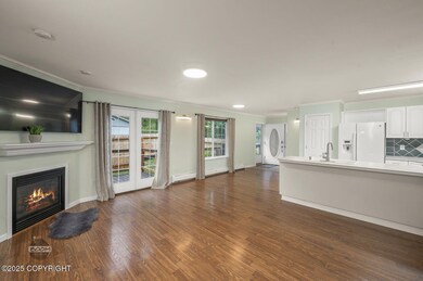 17-web-or-mls-16627 River Heights Loop-1