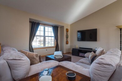 1019 Danube Ave-8121