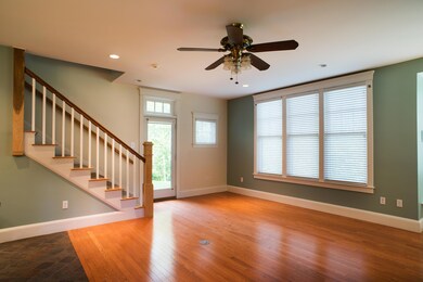 15-51WestIslandWay-SBS-