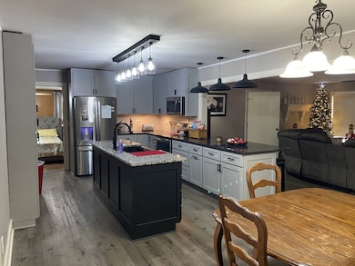 201 Glendale Cir, Pulaski, TN 38478 - photo 6