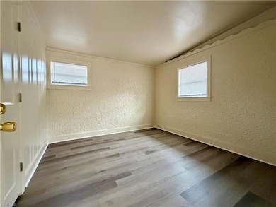 138 South Ave, Newport News, VA 23601 - photo 5