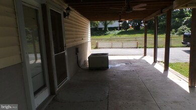 1816 Selma Ave, Halethorpe, MD 21227 - photo 6