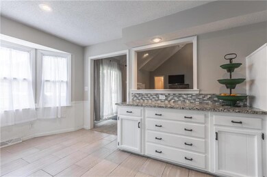 13026 W 102nd St, Lenexa, KS 66215 - photo 3