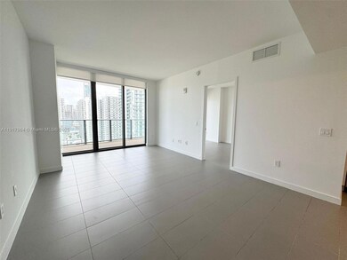 CANVAS unit 3409, Miami, FL 33132 - photo 5