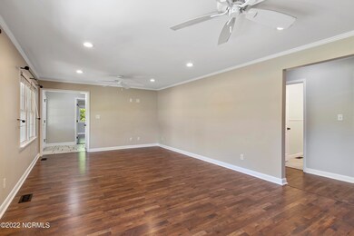 809EastwoodRd - 27