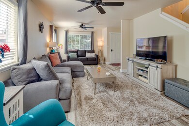 2 Ceiling Fans