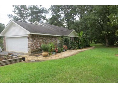 Photo. back exterior
