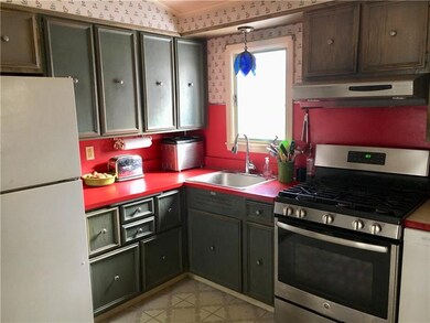 Was a Roach and Ziegler kitchen in its day.   Stee