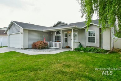 915 W Georgia Ave, Nampa, ID 83686 - photo 2