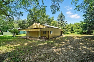 4502 W Mount Vernon Rd, Cedar Falls, IA 50613 - photo 3