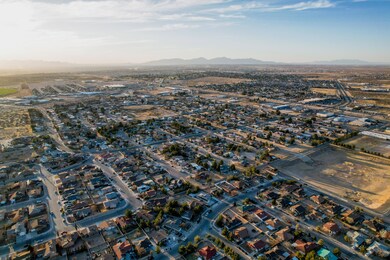 401 Las Palomas Dr, Horizon City, TX 79928 - photo 2