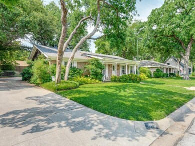 813 Mountain Terrace, Hurst, TX 76053 - photo 2