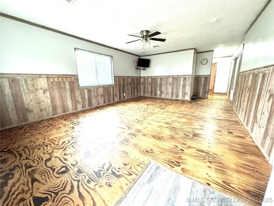 110 NW 3rd St, Checotah, OK 74426 - photo 7