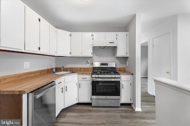 2016 Ravens Row unit 2016, Marlton, NJ 08053 - photo 7