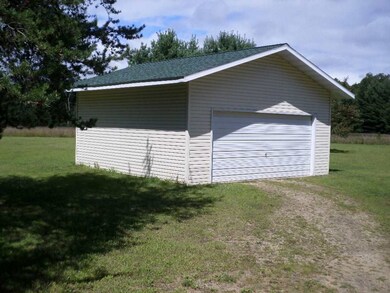 31446 Fremont Ave, Tomah, WI 54660 - photo 2