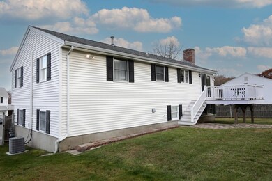 27 Louis Rd, Peabody, MA 01960 - photo 4