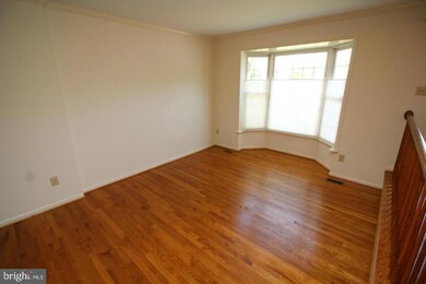 10808 Brewer House Rd, Rockville, MD 20852 - photo 5