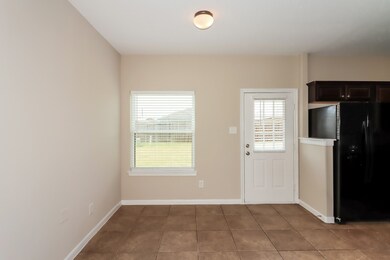 10703 Prillerman Trails Dr, Houston, TX 77016 - photo 4