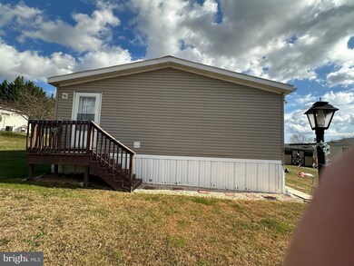 37 Flintlock Ct, Honey Brook, PA 19344 - photo 2