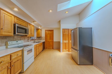 329 Brownstone Dr, Englewood-22