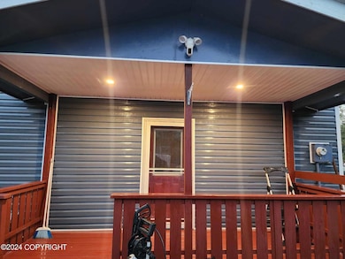 1614 Lynden Way - Porch Entry
