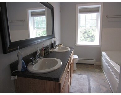 591 Rollstone Rd, Fitchburg, MA 01420 - photo 7