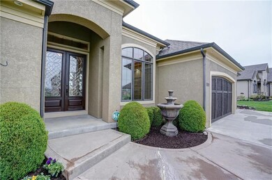 716 SW Estates Dr, Lee's Summit, MO 64082 - photo 3