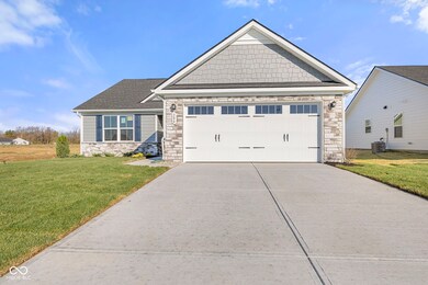 384 Charles Freer Ln, Whiteland, IN 46184 - photo 3