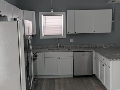 3710 Wayne Trace, Fort Wayne, IN 46806 - photo 4