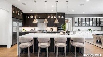 18 Sequoia Cir, Plandome, NY 11030 - photo 3