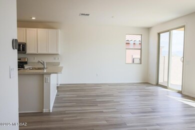 929 W Calle Alta Curva, Sahuarita, AZ 85629 - photo 3
