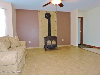 219 Annette Marie Dr, Long Pond, PA 18334 - photo 4