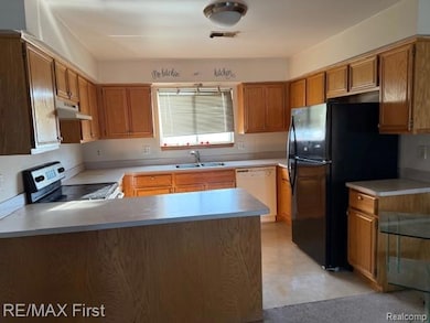 30178 Wedgewood Cir unit 81, Roseville, MI 48066 - photo 6