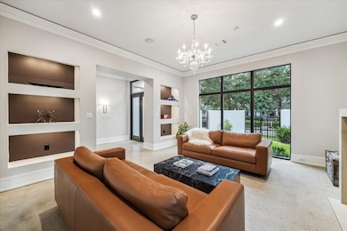 The stylish built-in display cabinets/book nooks o