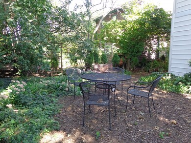 48 Townsend Rd unit 50, Belmont, MA 02478 - photo 3