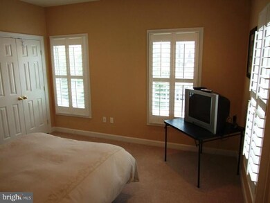 730 Still Creek Ln, Gaithersburg, MD 20878 - photo 5