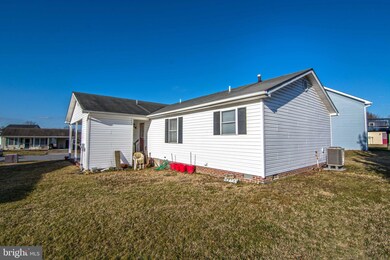 935 Dutchess Cir, Strasburg, VA 22657 - photo 7