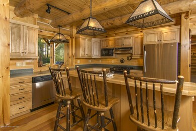 4 kitchen island and stools