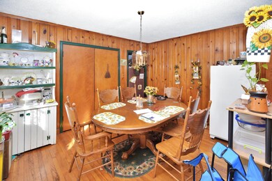 302 Weeks Dr NE, Cleveland, TN 37312 - photo 4