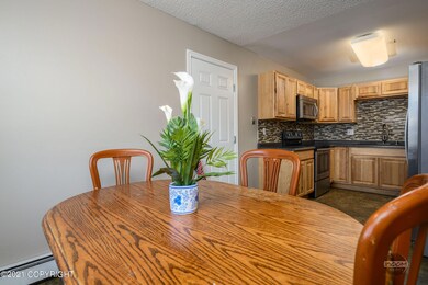 Klevin Street-17