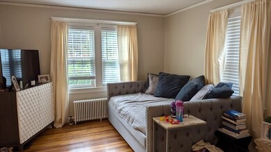 9-11 Glenmore Terrace unit 9, Newton, MA 02461 - photo 3