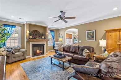 2654 Fines Creek Dr, Statesville, NC 28625 - photo 6