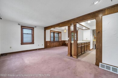 (4) MAIN FLOOR Living Room