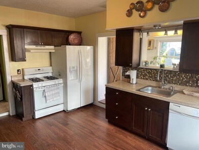 55 E Mohn St, Mohnton, PA 19540 - photo 6