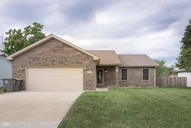 828 Phillips Ln, Seymour, IN 47274 - photo 2