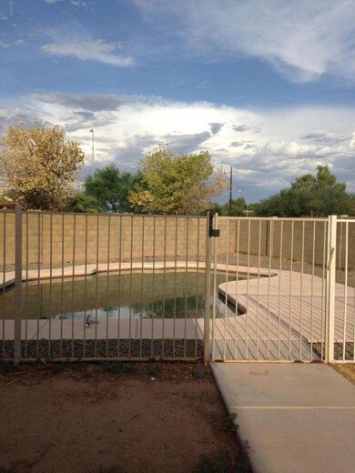 951 S Vine St, Chandler, AZ 85225 - photo 5