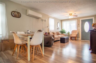 454 19th St, Dunbar, WV 25064 - photo 7