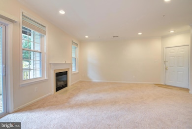 6964 Ellingham Cir unit 86, Alexandria, VA 22315 - photo 3