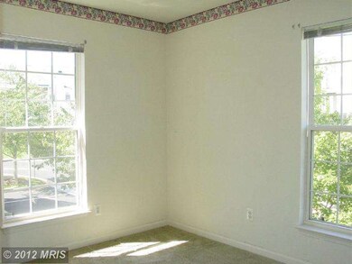 25240 Lake Shore Square unit 200, Chantilly, VA 20152 - photo 5