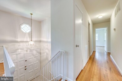 9521 Rockport Rd, Vienna, VA 22180 - photo 6